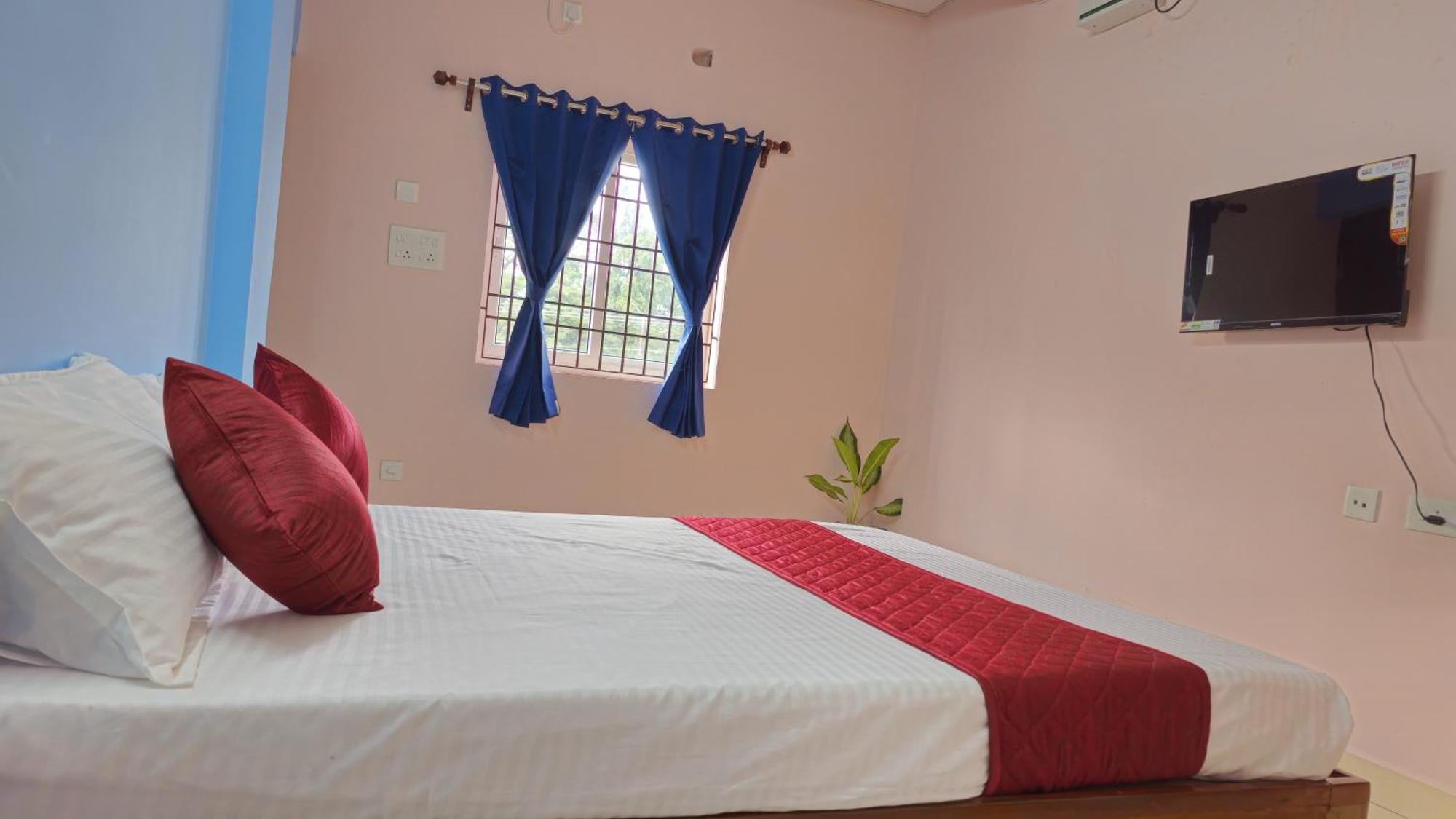 Pondy Pleasant Stay Пондичерри Экстерьер фото